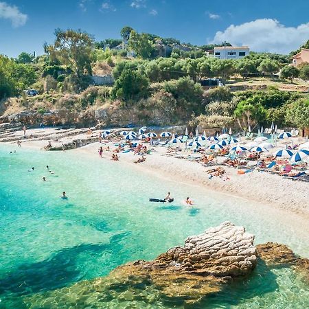 Wave Luxury Apartments Kassiopi Eksteriør billede