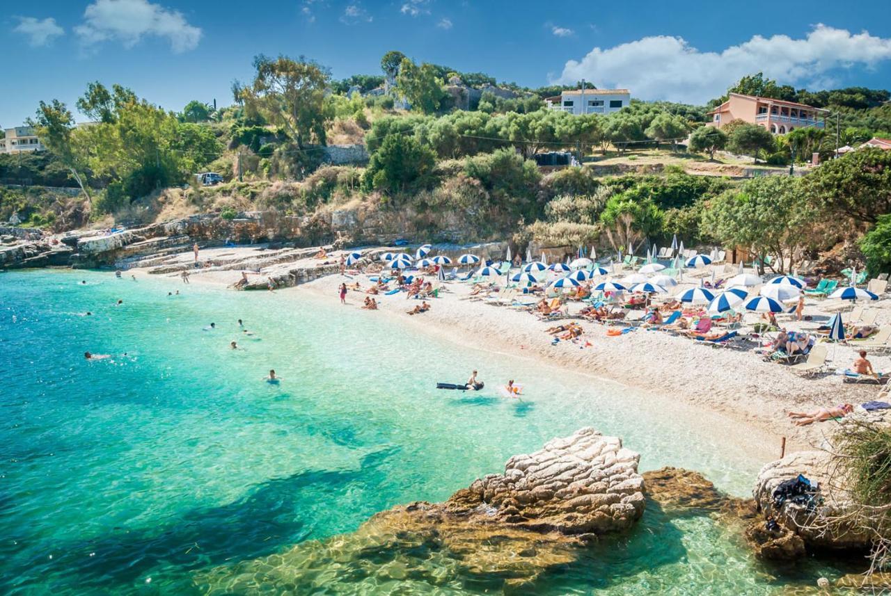 Wave Luxury Apartments Kassiopi Eksteriør billede