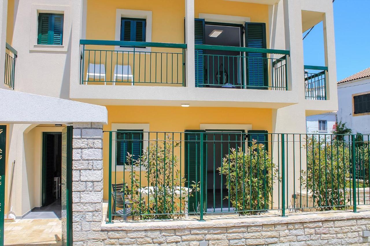 Wave Luxury Apartments Kassiopi Eksteriør billede